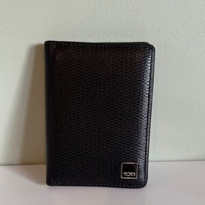 TUMI Textured Black Card Holder